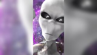 You wannuh meet an Alien?
