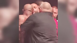 Who don root fuh, Jake Paul or Mike Tyson