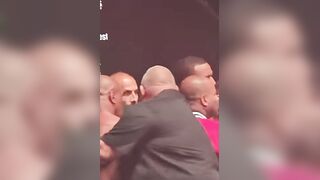 Who don root fuh, Jake Paul or Mike Tyson