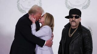 Trump is Fucking Meloni